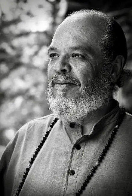 Guru Dass maestro Kundalini Yoga España